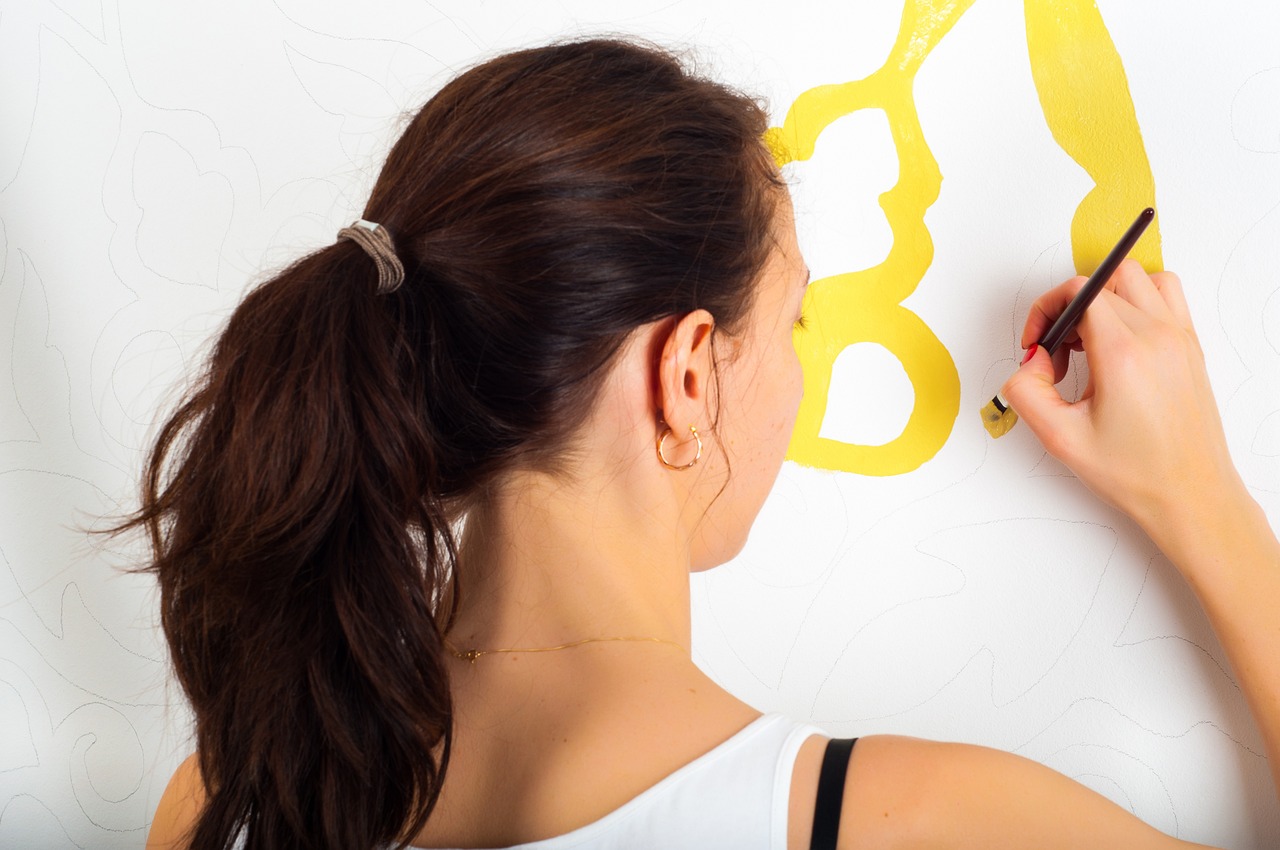 How to Make a DIY Canvas Painting for Your Home Decor